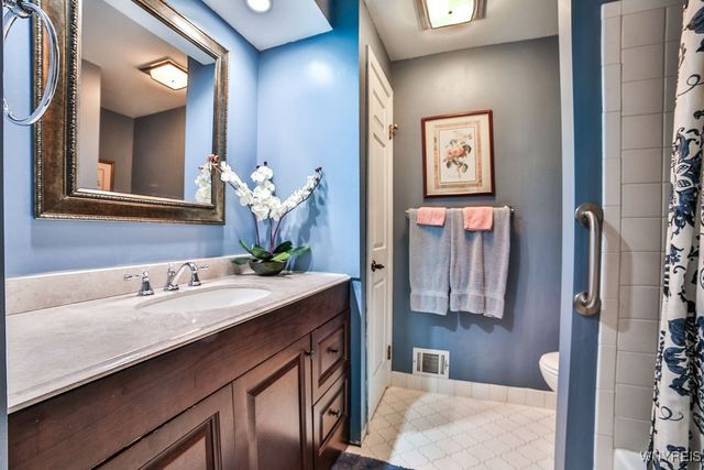 17 The Common 17, Lockport City, NY 14094