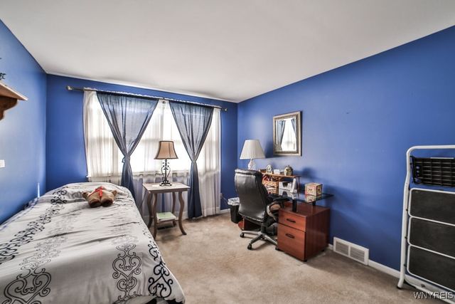 17 The Common 17, Lockport City, NY 14094