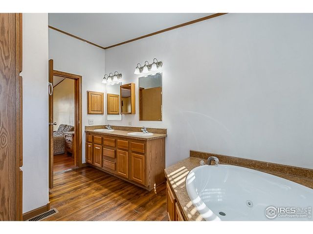 38 Carson Peak Ct, Livermore, CO 80536