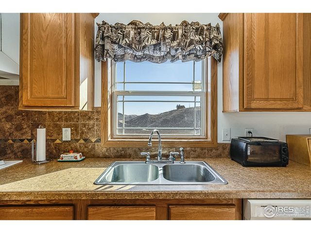 38 Carson Peak Ct, Livermore, CO 80536