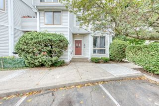 999 Whalley Avenue 1H, New Haven, CT 06515