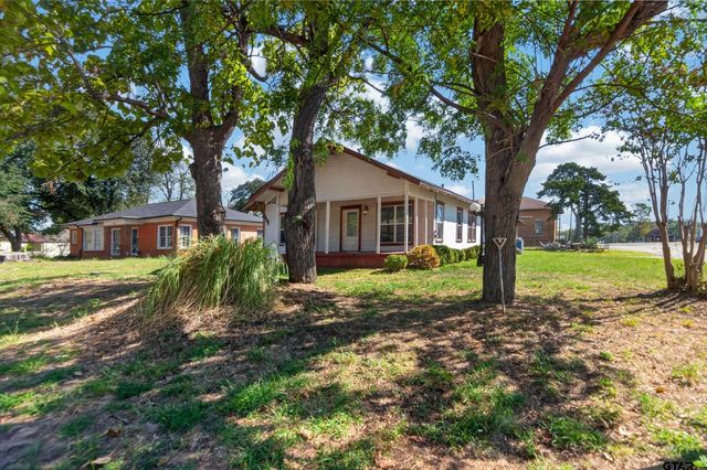 201 N Henry Street, Lindale, TX 75771