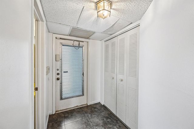 9150 LIME BAY Boulevard 103, Tamarac, FL 33321
