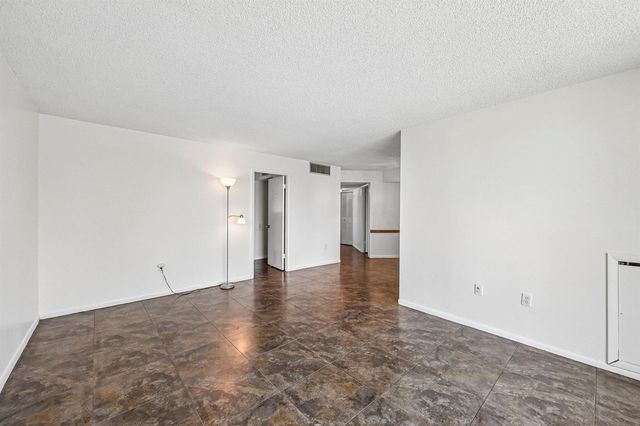 9150 LIME BAY Boulevard 103, Tamarac, FL 33321