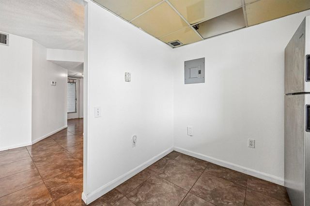 9150 LIME BAY Boulevard 103, Tamarac, FL 33321