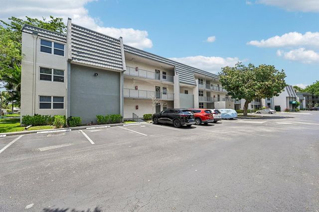9150 LIME BAY Boulevard 103, Tamarac, FL 33321