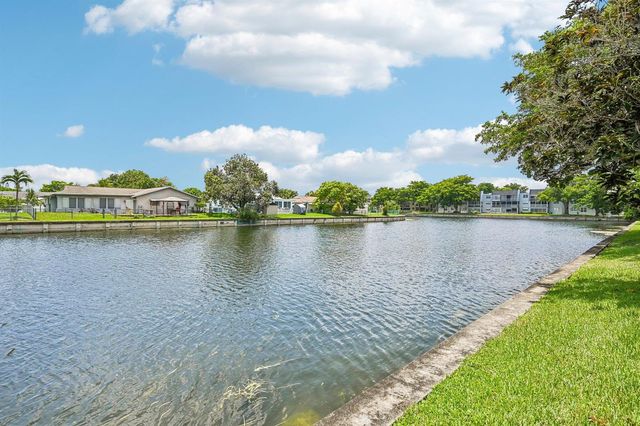 9150 LIME BAY Boulevard 103, Tamarac, FL 33321