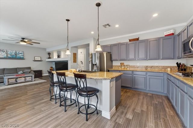 394 Glocker Court, Henderson, NV 89012