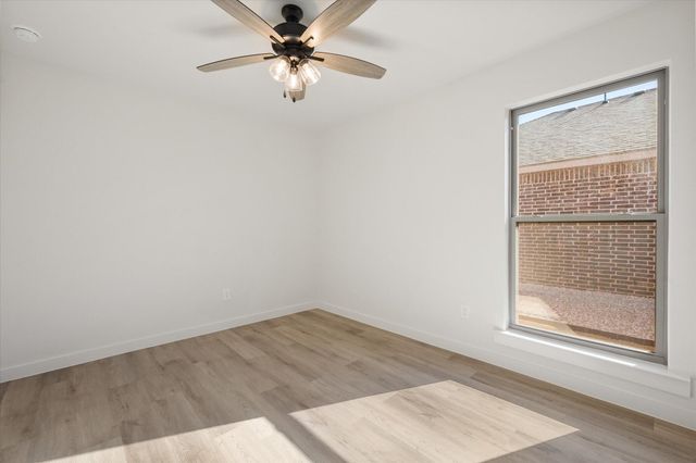 1311 N Chicago Avenue, Lubbock, TX 79416