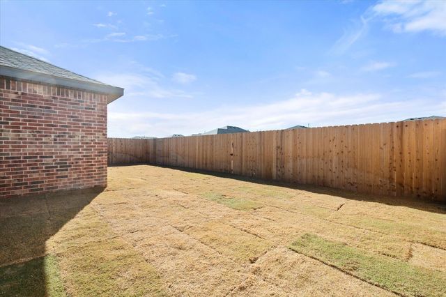 1311 N Chicago Avenue, Lubbock, TX 79416
