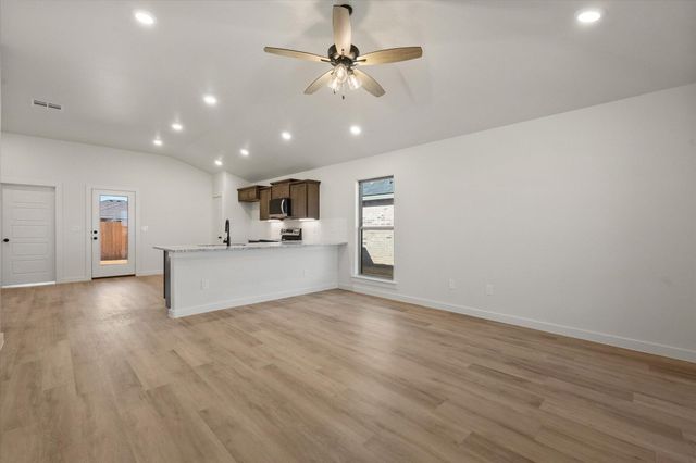 1311 N Chicago Avenue, Lubbock, TX 79416