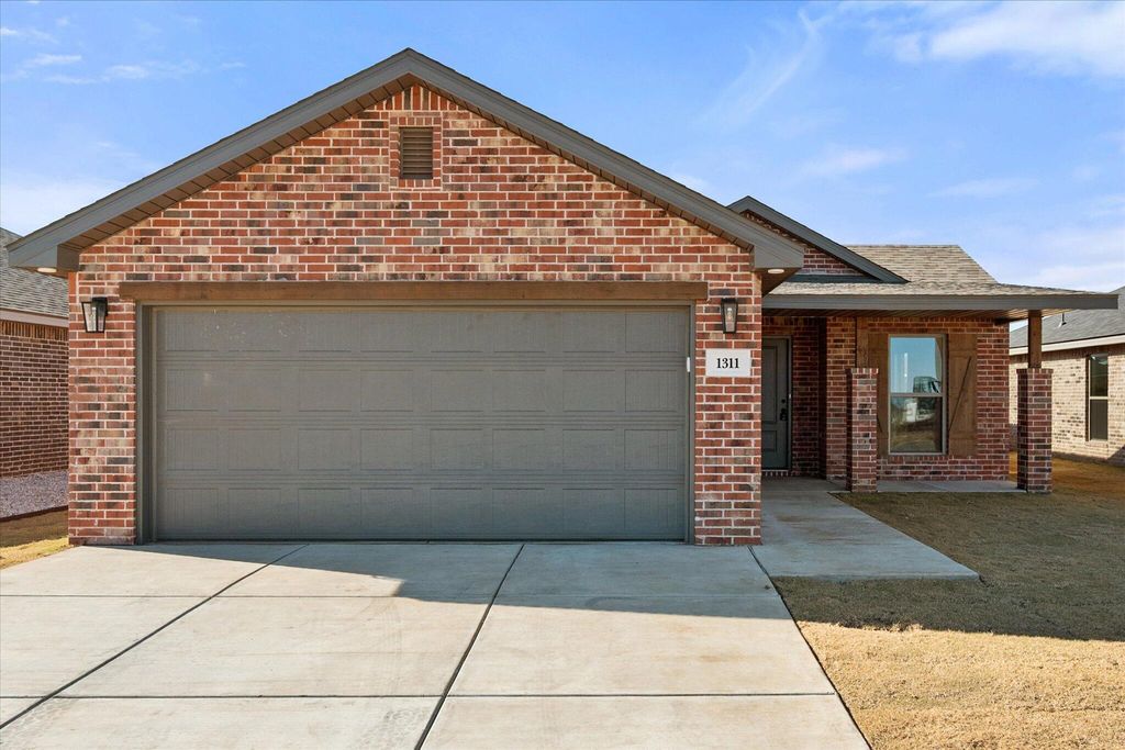 1311 N Chicago Avenue, Lubbock, TX 79416