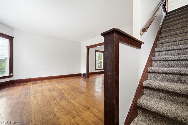 433 3rd Street, Elyria, OH 44035
