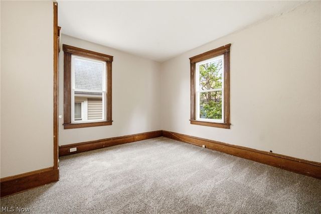 433 3rd Street, Elyria, OH 44035
