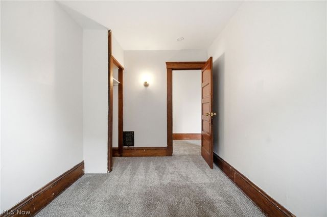 433 3rd Street, Elyria, OH 44035