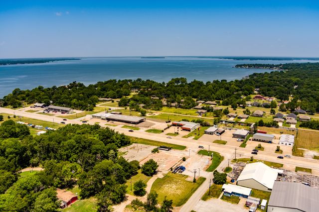 2705 W Main Street, Gun Barrel City, TX 75156