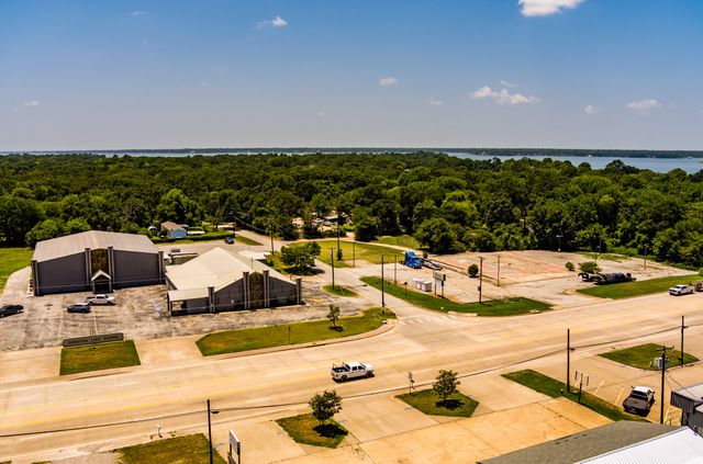 2705 W Main Street, Gun Barrel City, TX 75156
