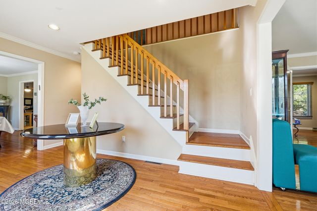 14 Kastor Lane, West Long Branch, NJ 07764