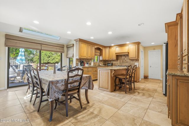 14 Kastor Lane, West Long Branch, NJ 07764