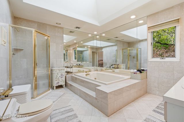 14 Kastor Lane, West Long Branch, NJ 07764