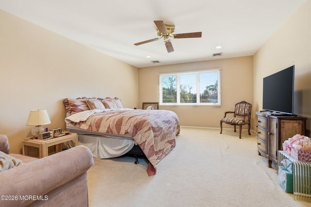 14 Kastor Lane, West Long Branch, NJ 07764