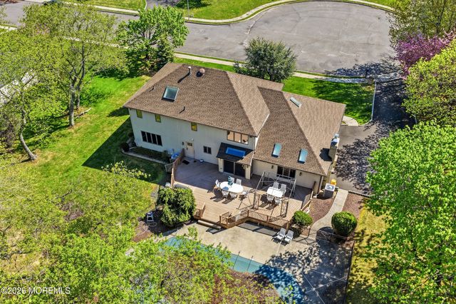 14 Kastor Lane, West Long Branch, NJ 07764