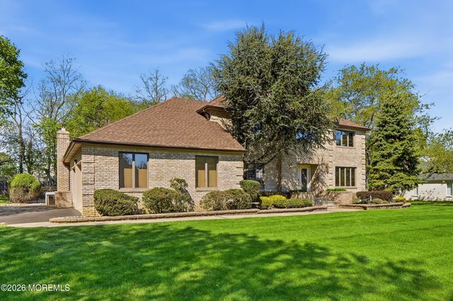 14 Kastor Lane, West Long Branch, NJ 07764