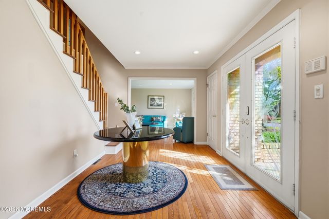 14 Kastor Lane, West Long Branch, NJ 07764