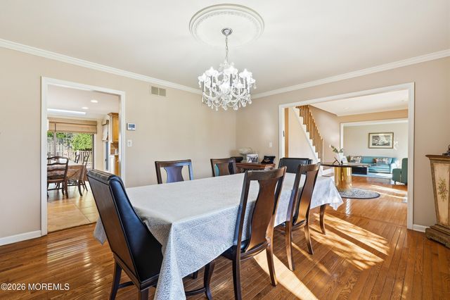 14 Kastor Lane, West Long Branch, NJ 07764