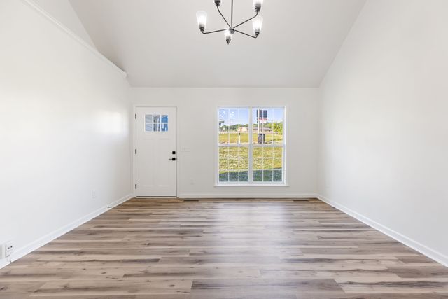 2403 Keith Dr, Columbia, TN 38401