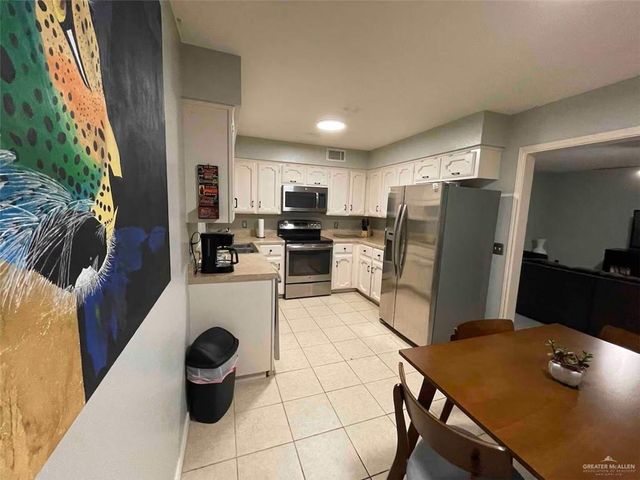 1921 S 8th Street 23, Mcallen, TX 78503