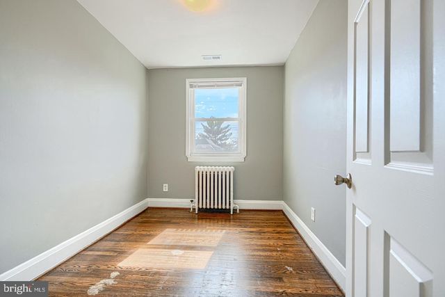 2504 LIBERTY PKWY, Baltimore, MD 21222