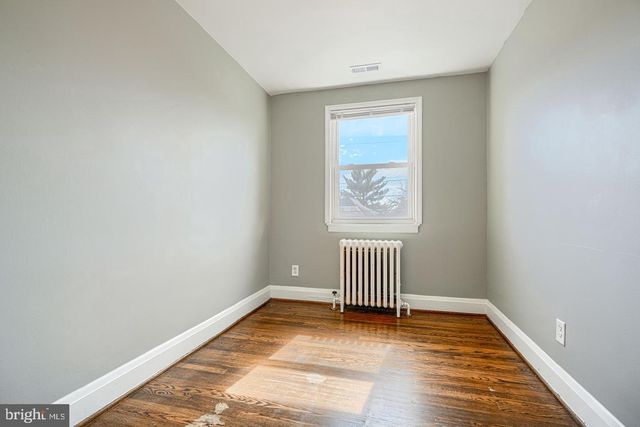 2504 LIBERTY PKWY, Baltimore, MD 21222