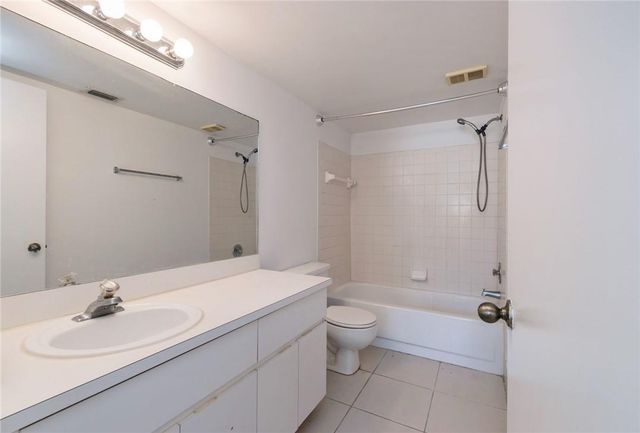 8240 NW 24th St 8240, Coral Springs, FL 33065