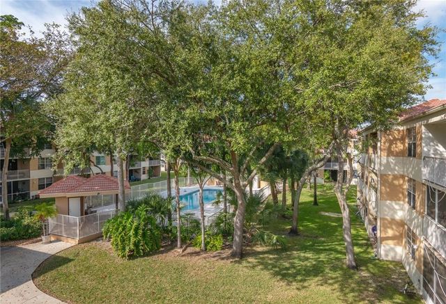 8240 NW 24th St 8240, Coral Springs, FL 33065