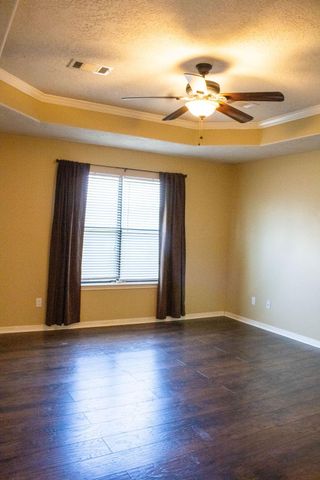 9550 Thousand Oaks Loop, Montgomery, TX 77316