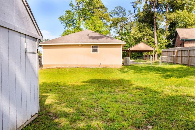 9550 Thousand Oaks Loop, Montgomery, TX 77316