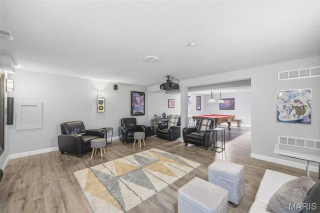 3204 Rue Royale Way, St Charles, MO 63301