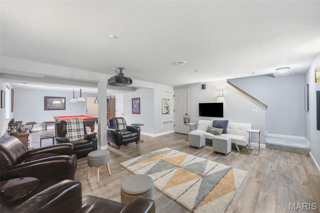 3204 Rue Royale Way, St Charles, MO 63301