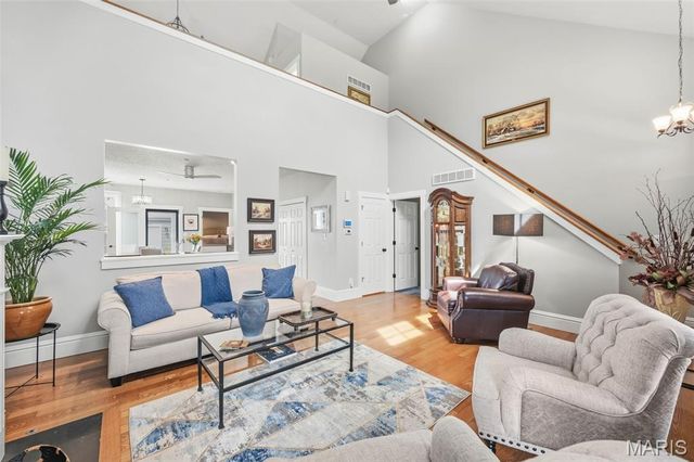 3204 Rue Royale Way, St Charles, MO 63301