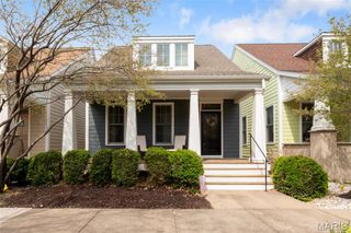 3204 Rue Royale Way, St Charles, MO 63301