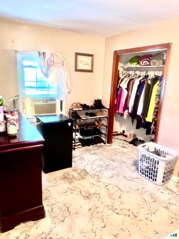 264 Chestnut Hill Avenue, Waterbury, CT 06704
