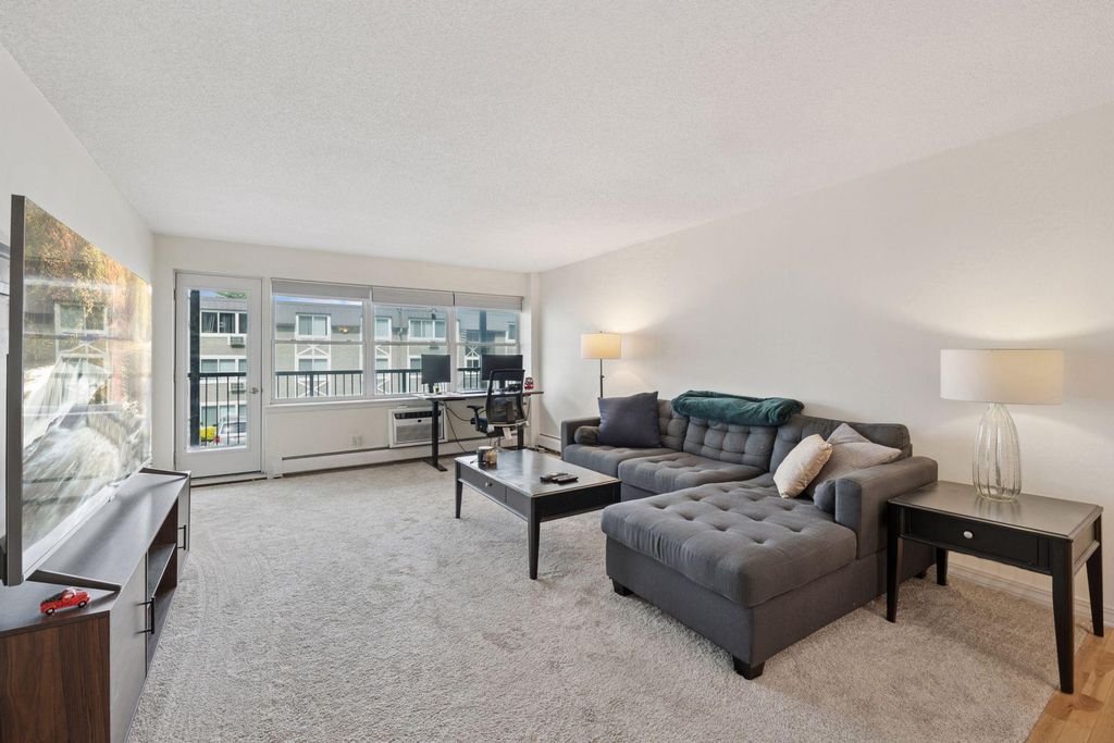 3150 Excelsior Boulevard 207, Minneapolis, MN 55416