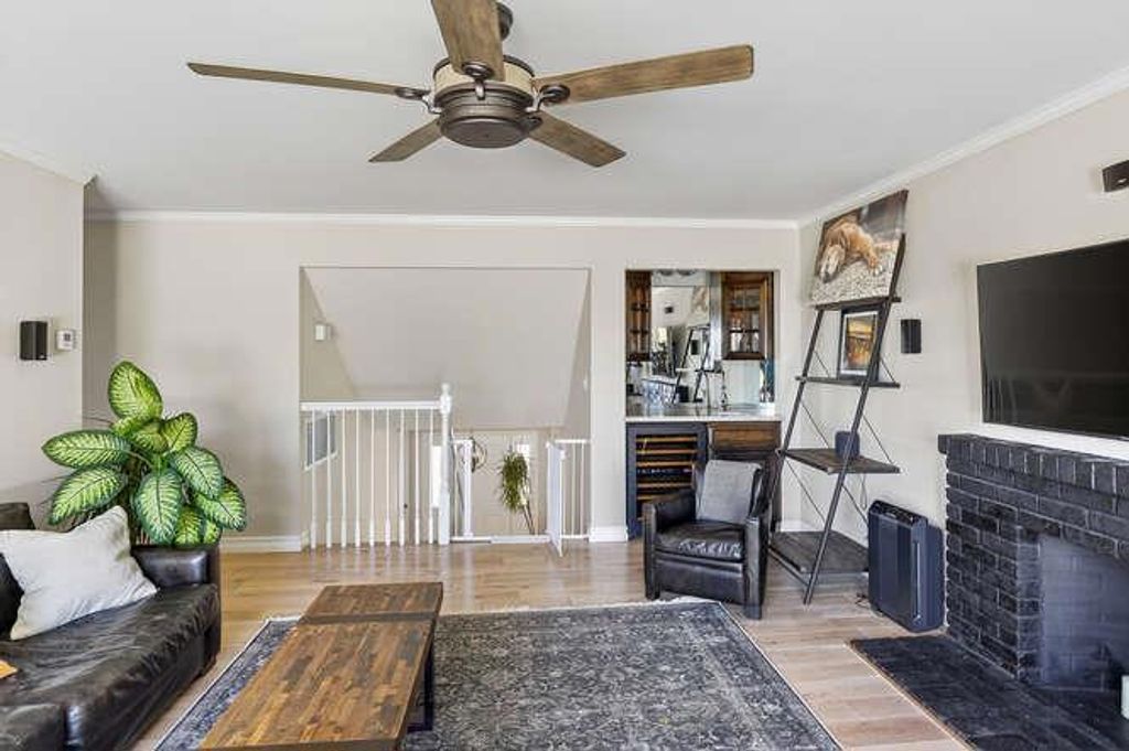 Image 15 of property listing at 3416 Plateau Drive, Belmont, CA 94002