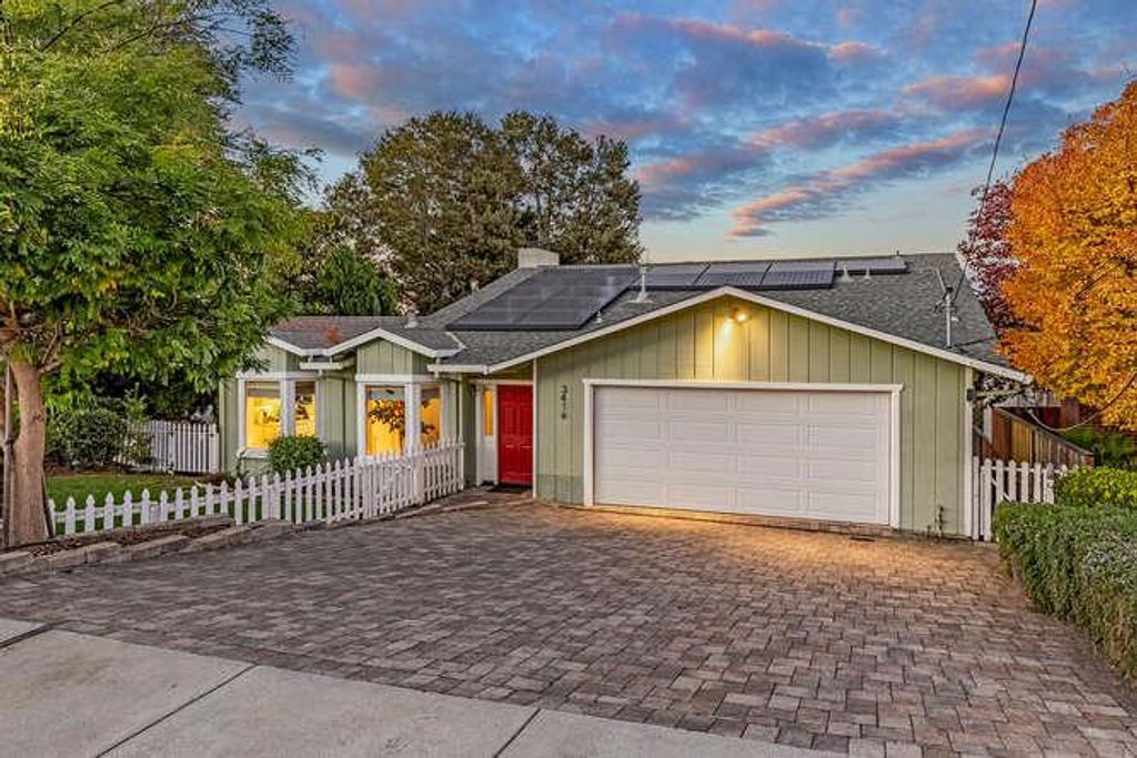 Image 2 of property listing at 3416 Plateau Drive, Belmont, CA 94002