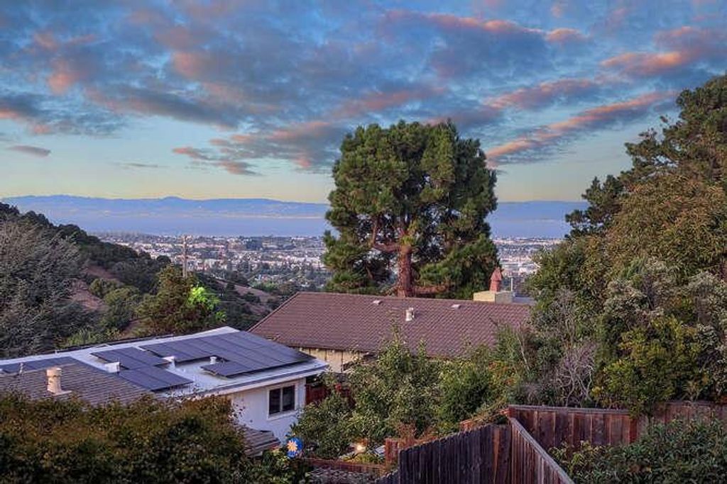 Image 35 of property listing at 3416 Plateau Drive, Belmont, CA 94002