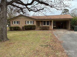 763 Gladden Place NW, Concord, NC 28027