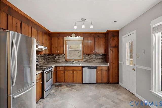 6900 Lightwood Ct, Chesterfield, VA 23832