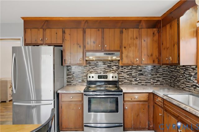 6900 Lightwood Ct, Chesterfield, VA 23832
