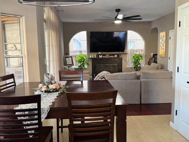 475 Santa Barbara St, Los Banos, CA 93635